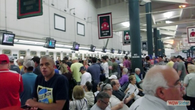 SuffolkDowns2019-0629-GoodCrowdSHOT