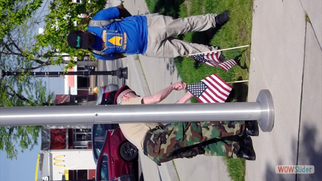 VeteranPlantingFlag1EastBostonMemorialDay2019-CentralSquare