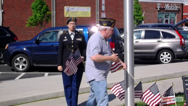 VeteranPlantingFlag3EastBostonMemorialDay2019-CentralSquare